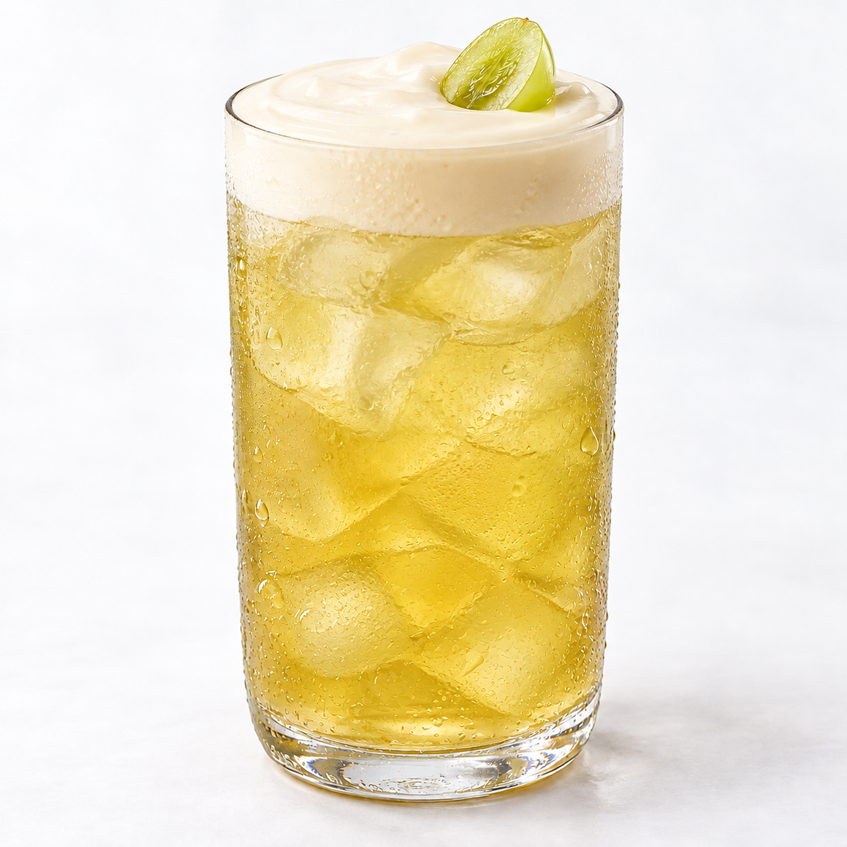 Hojalicious White Grape Tea with Milk Cap — serving suggestion